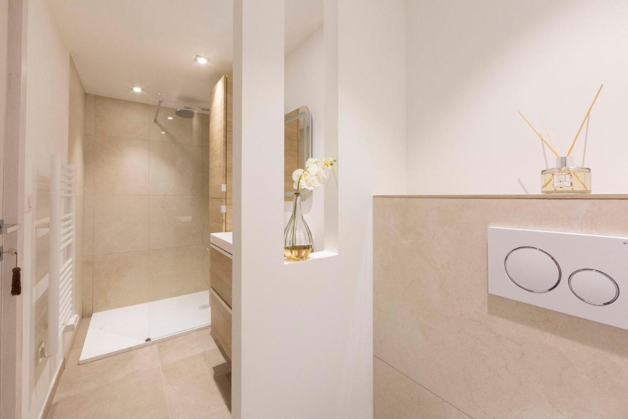 אנטיב Brand-New Atypical Studio In Rue Fourmilliere מראה חיצוני תמונה